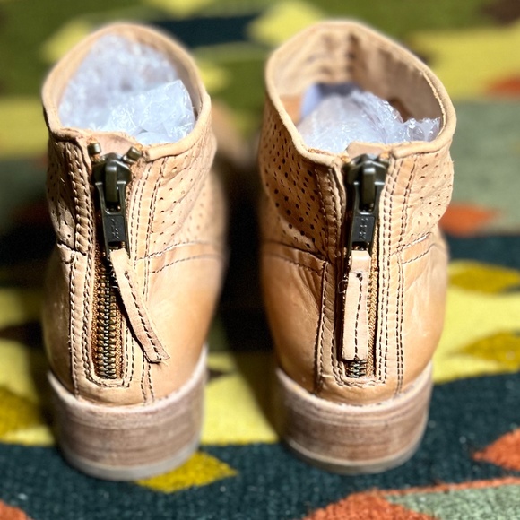 Johnston & Murphy ‘Vickie’ Bootie - Picture 3 of 8